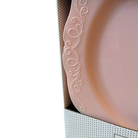 36pc Cupcakes & Cashmere Pink Disposable Dinner and Dessert Plate Set NEW - Picture 8 of 11